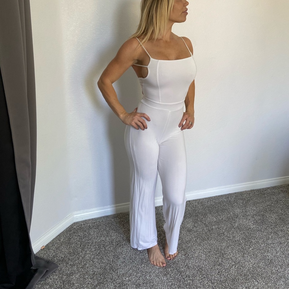 Stretchy white jumpsuit